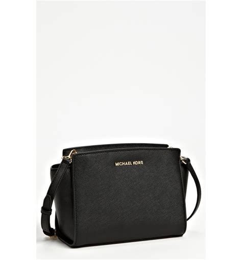 michael kors selma black and gold criss cross|Selma Medium Saffiano Leather Crossbody Bag .